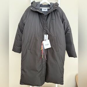 NWT MSGM down coat. Size 42 IT